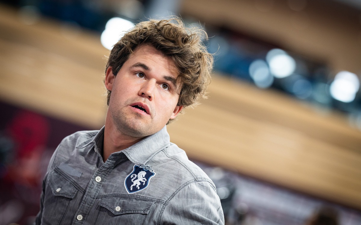 Vua cờ Carlsen 'tiên đoán' Amorim bị sa thải từ 1 năm trước