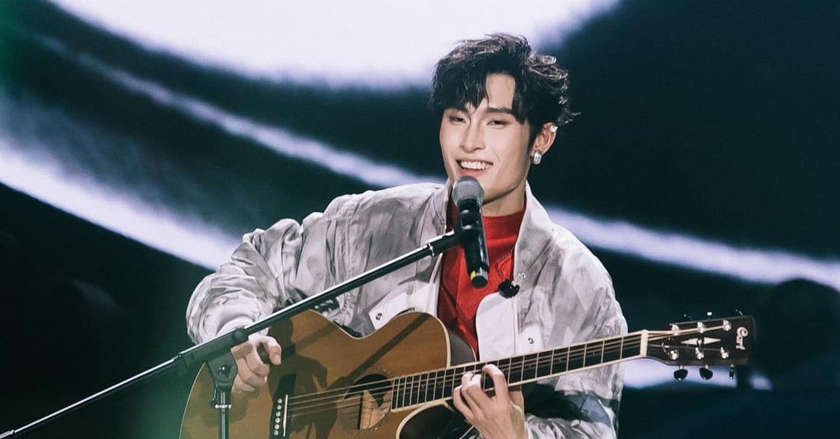 Wren Evans ra album mới, fan đùa 'phải chui gầm giường nghe'