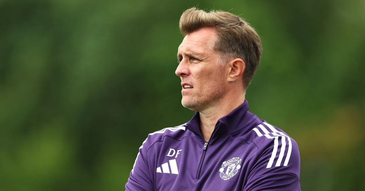 Ông Fletcher đối mặt khó khăn