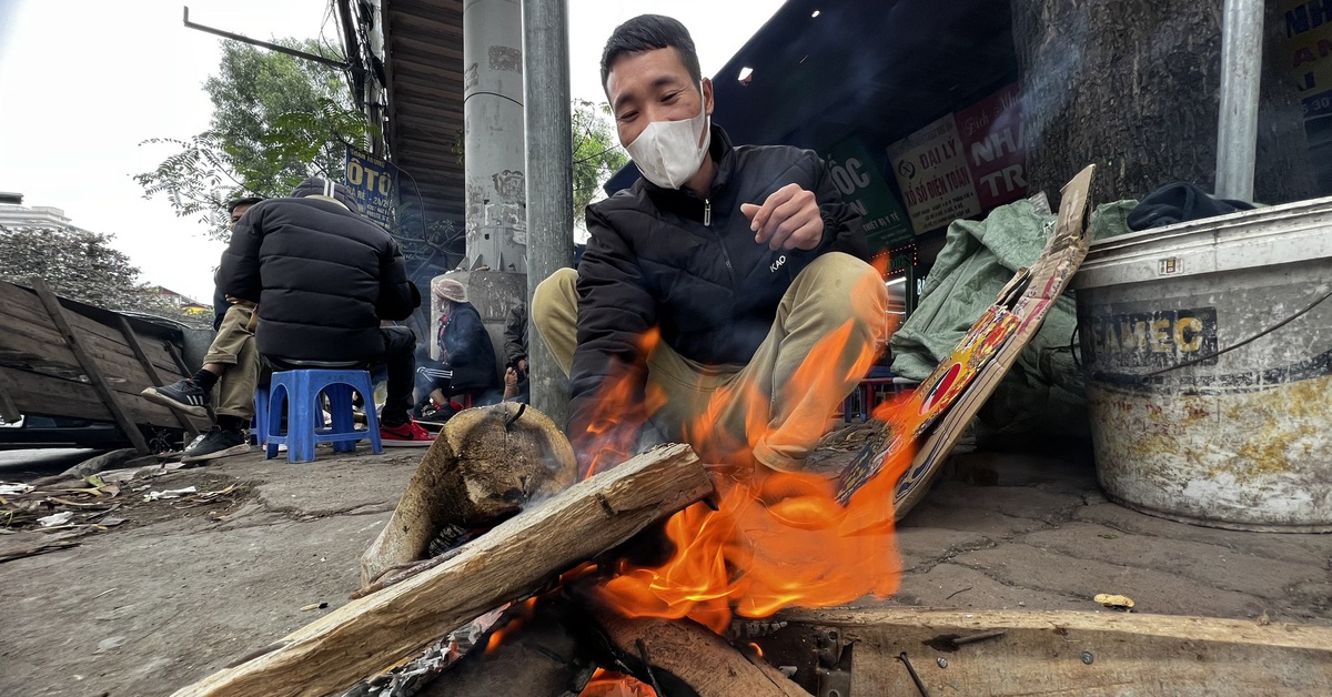 Sáng nay Hà Nội rét 10 độ C