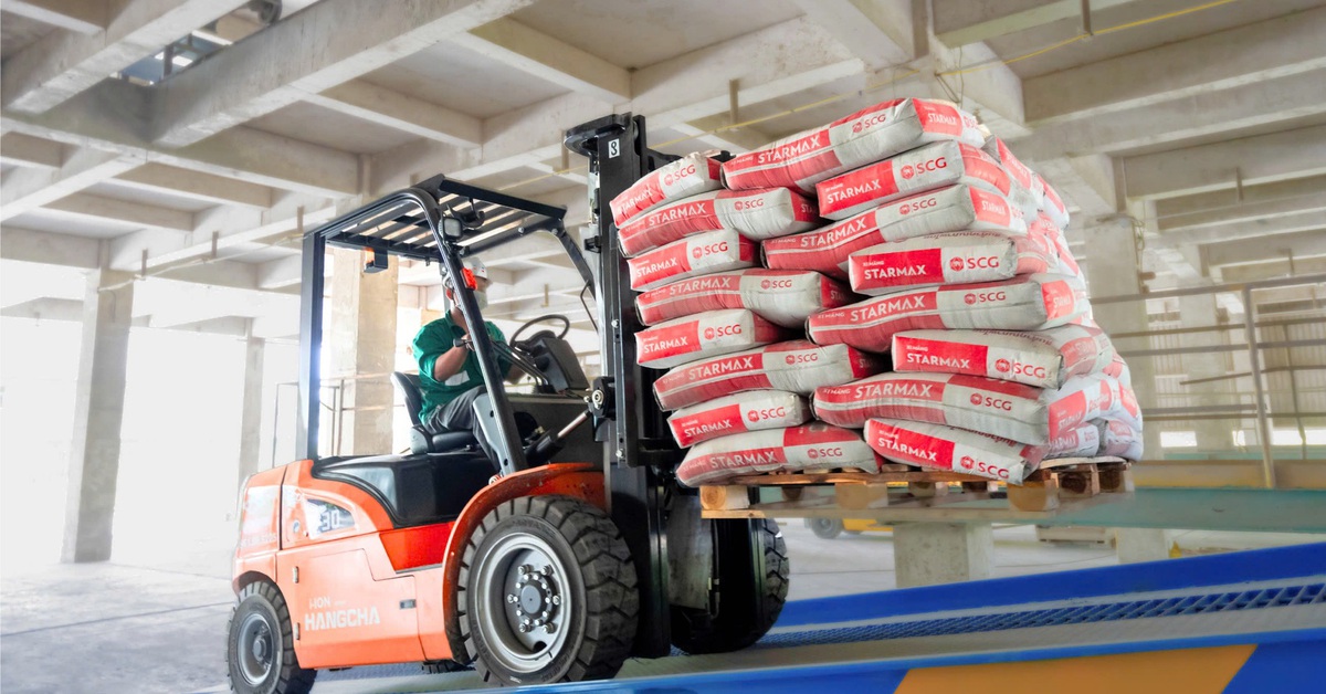 Mới tăng giá dịp cuối năm, loạt công ty xi măng thông báo tăng giá đợt nữa