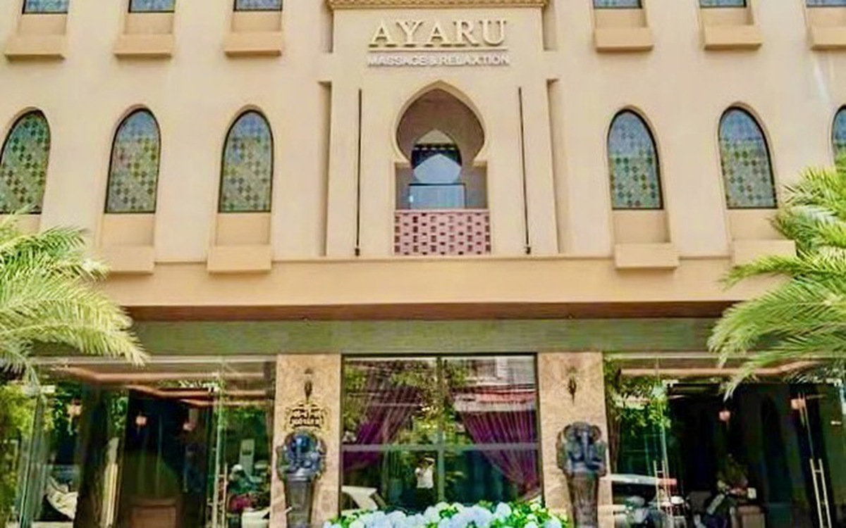 Để nhân viên nữ bán dâm rồi thu phần trăm, quản lý và nam nhân viên cơ sở massage bị bắt