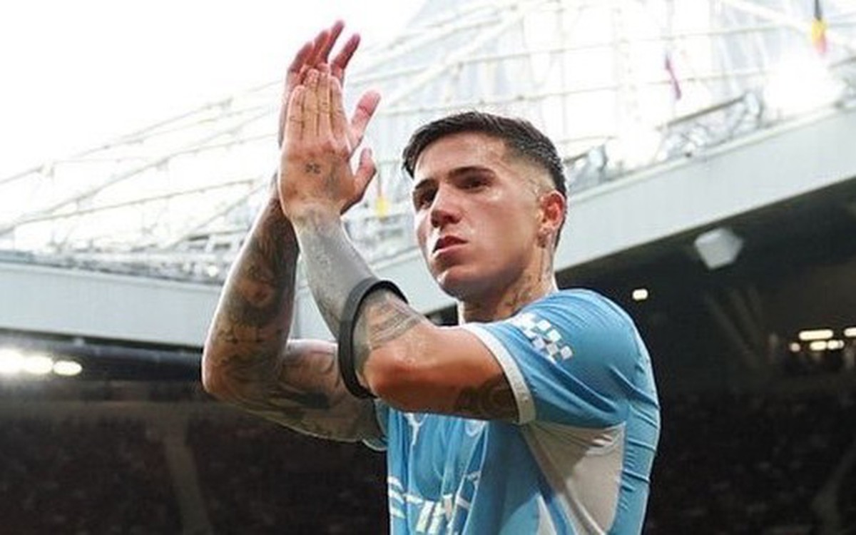 Lịch trực tiếp bóng đá châu Âu: Liverpool đại chiến Man City