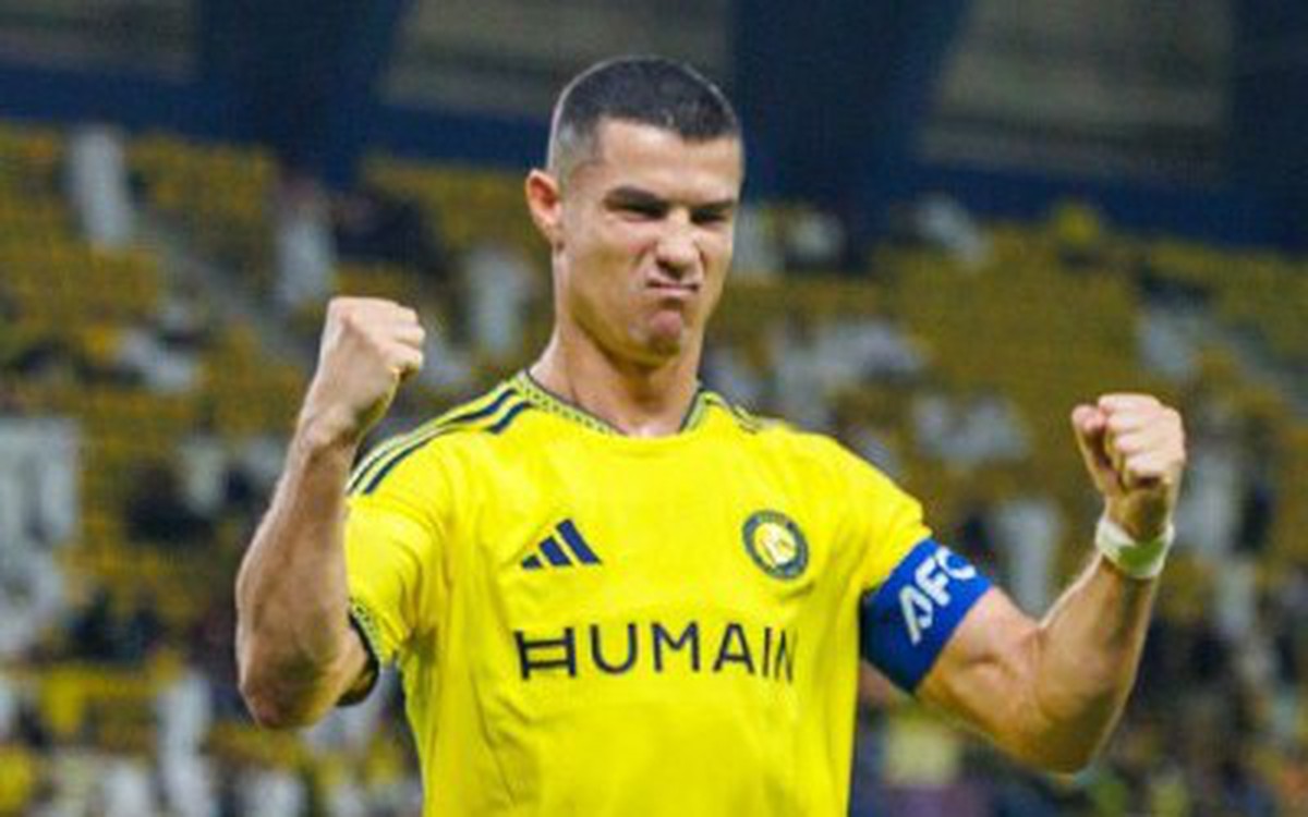 Ronaldo thể hiện phong độ cao sau vụ lùm xùm ở tuyển Bồ Đào Nha