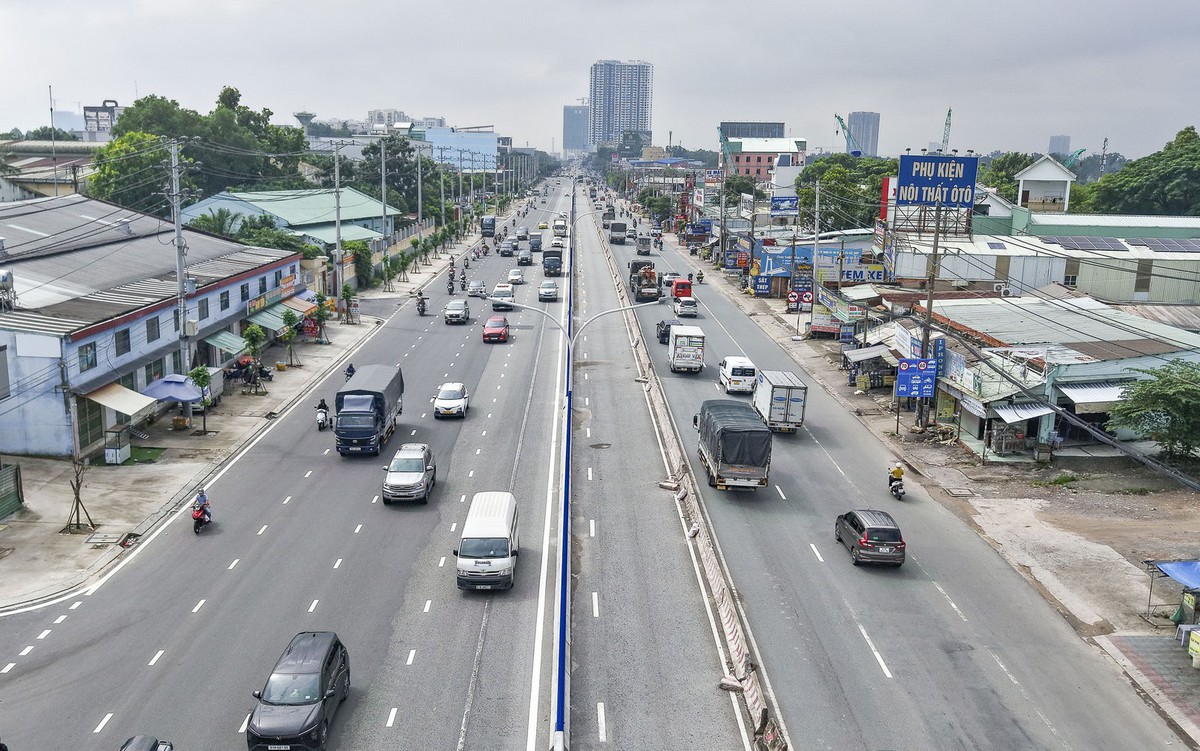 Cận cảnh diện mạo mới nhất của quốc lộ 13 qua Bình Dương cũ sau hơn 4 năm mở rộng
