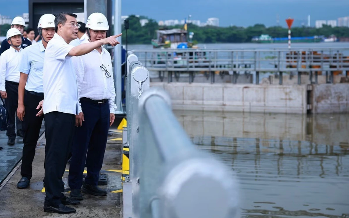 Thủ tướng kiểm tra dự án chống ngập 10.000 tỉ và cải tạo kênh Tham Lương, TP.HCM