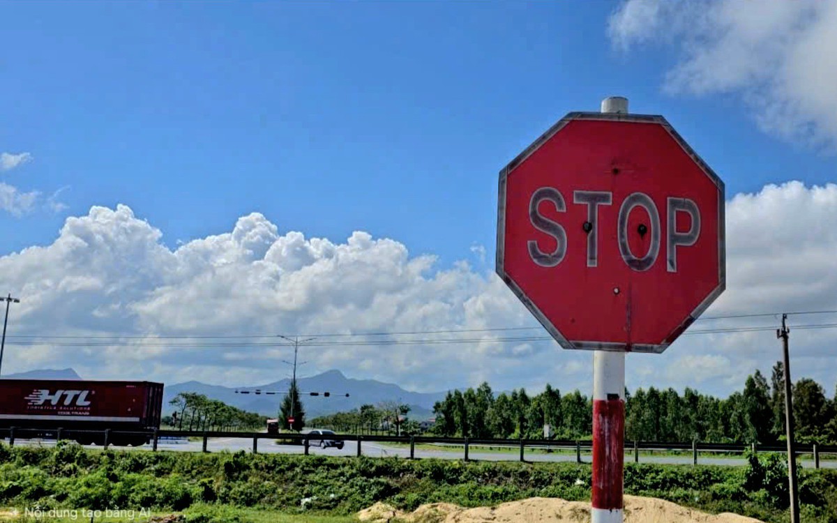 Đường trăm tỉ ở Quảng Trị vẫn chưa thể thông vì nhà đầu tư BOT đòi bù tiền