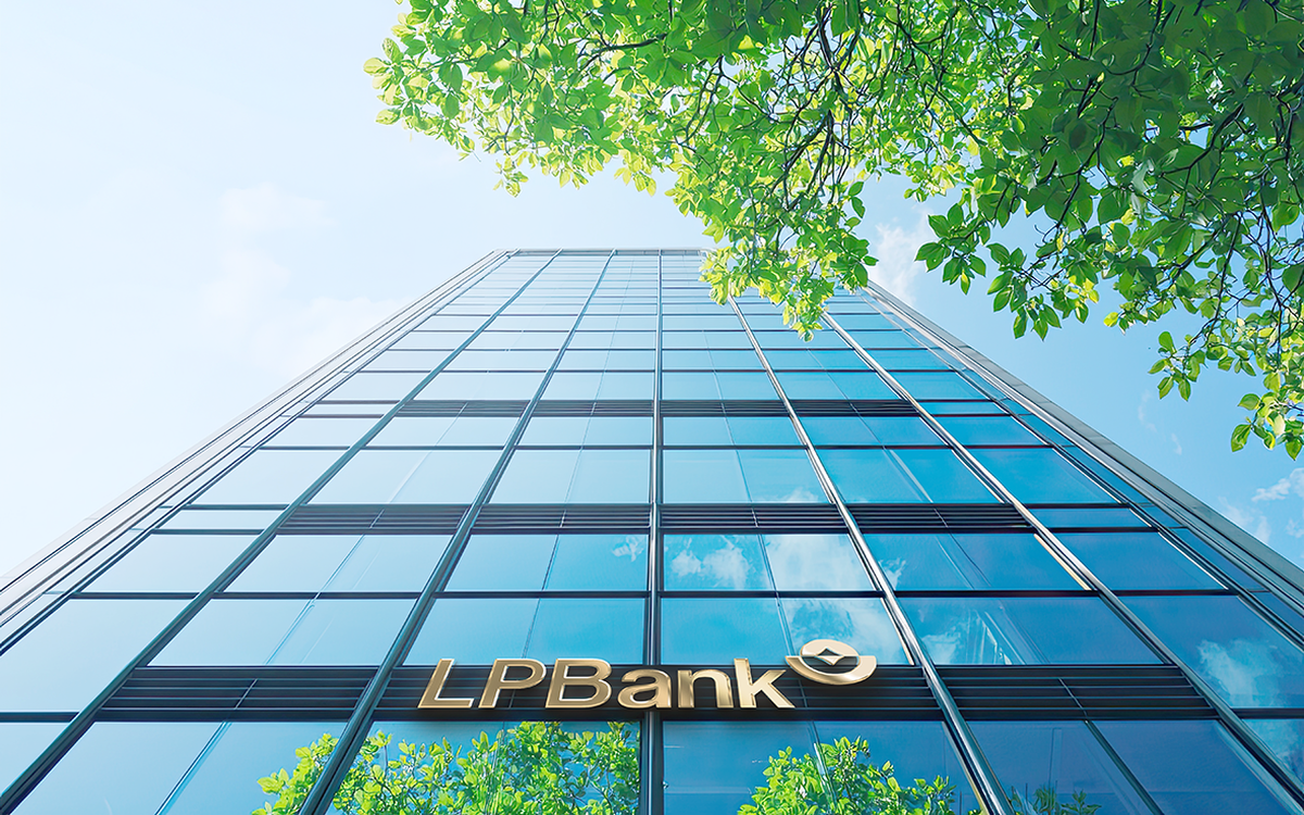 LPBank lãi 10.421 tỉ đồng lợi nhuận trước thuế sau 9 tháng đầu năm 2026