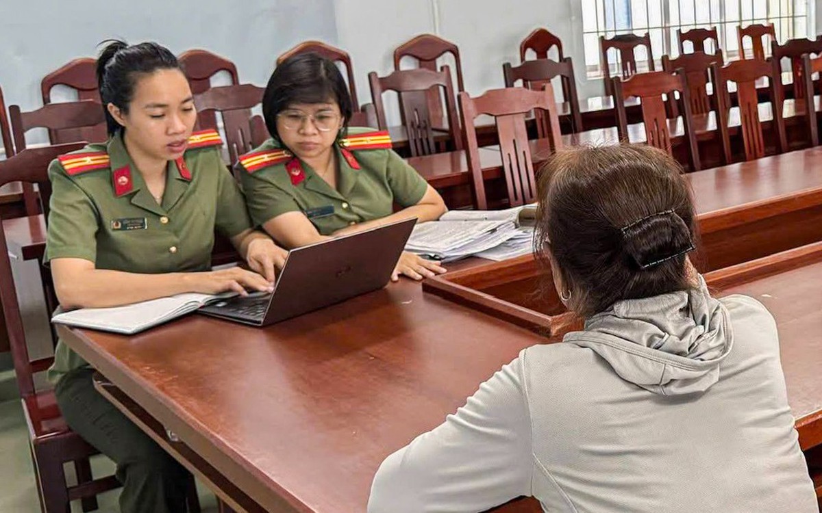 Vụ cho mượn tài khoản ngân hàng bị xử phạt: Làm gì để không bị phạt khi cho người thân mượn thẻ, tài khoản?