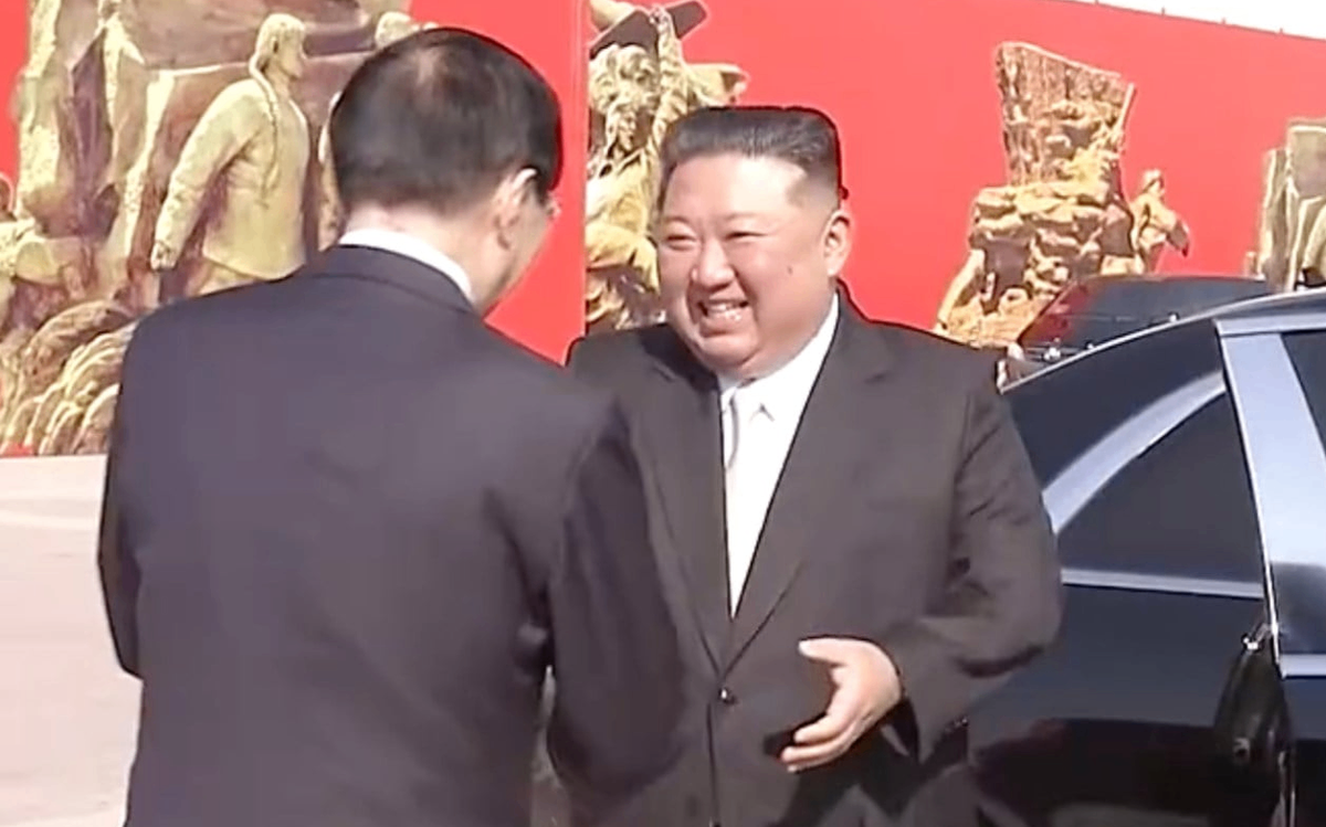 Ông Kim Jong Un thăm Trung Quốc chớp nhoáng, không gặp ông Tập