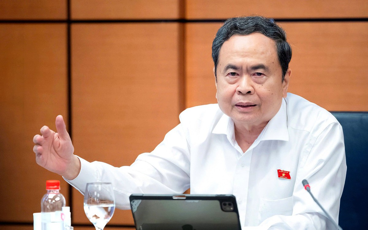 Chủ tịch Quốc hội: Không gây khó khăn, tạo thêm áp lực cho doanh nghiệp nhỏ và vừa