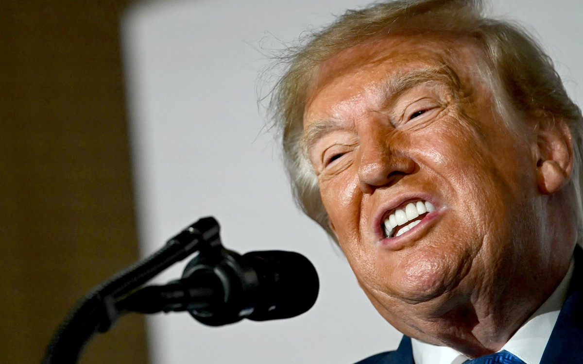 Ông Trump phản pháo sau khi bị ông Obama chê bai