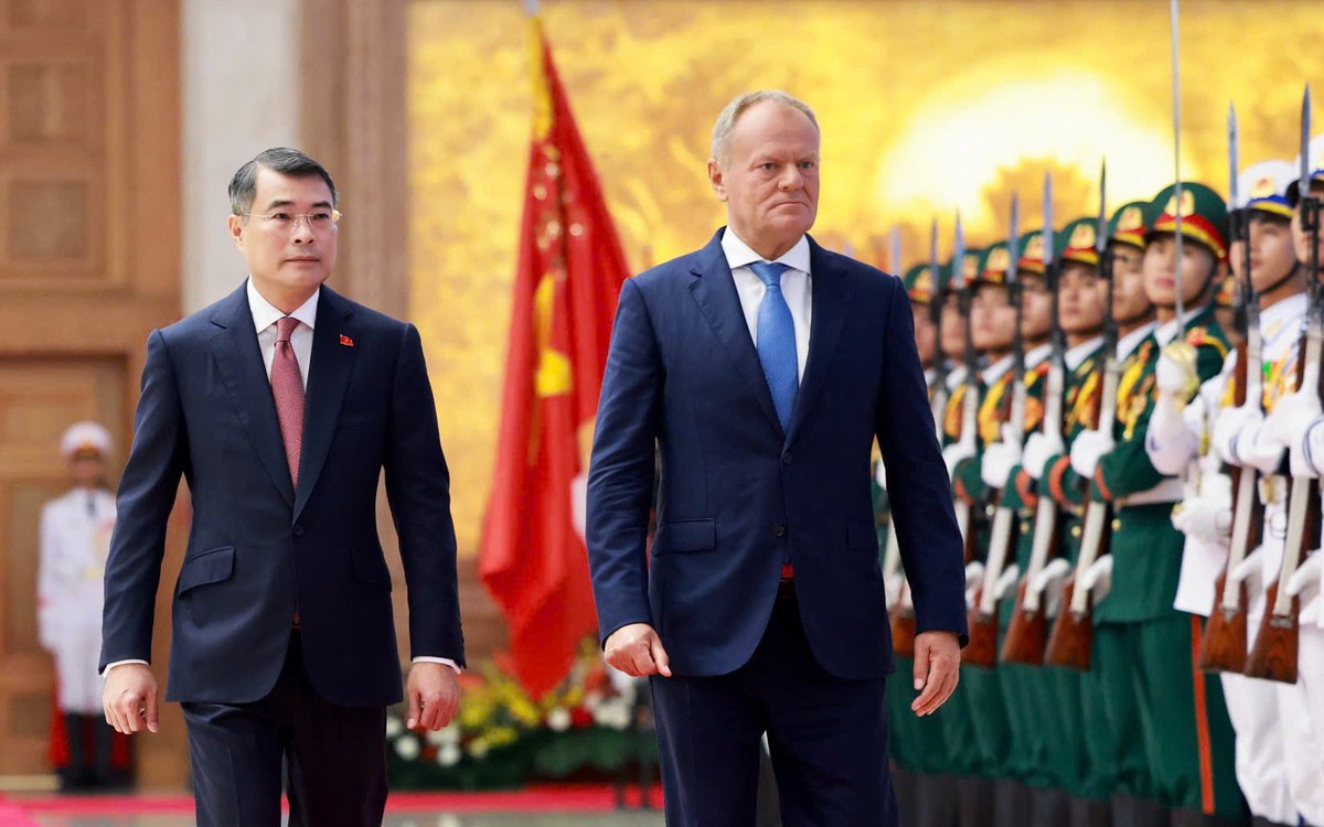 Lễ đón chính thức Thủ tướng Ba Lan Donald Tusk