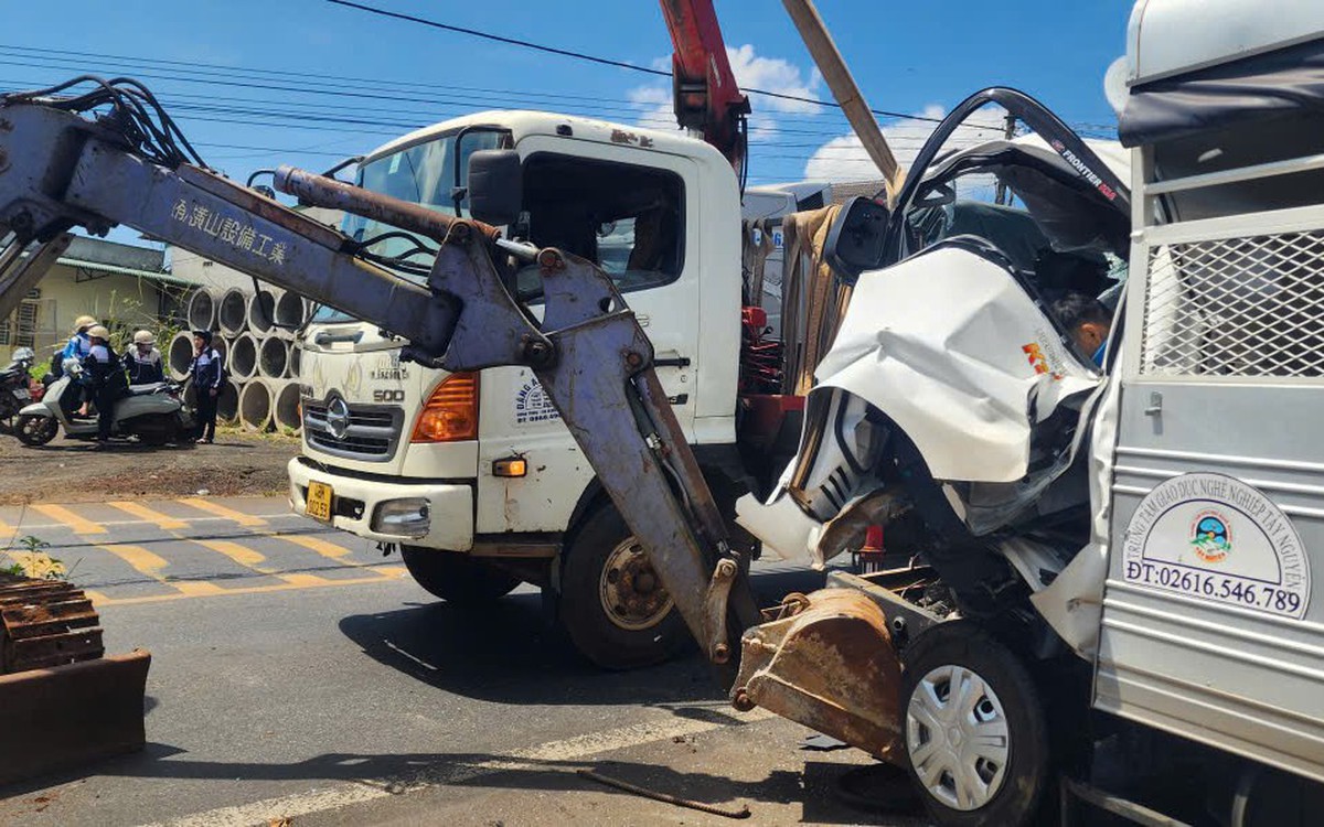 Học viên lái xe tử vong khi đang tập chạy đường trường