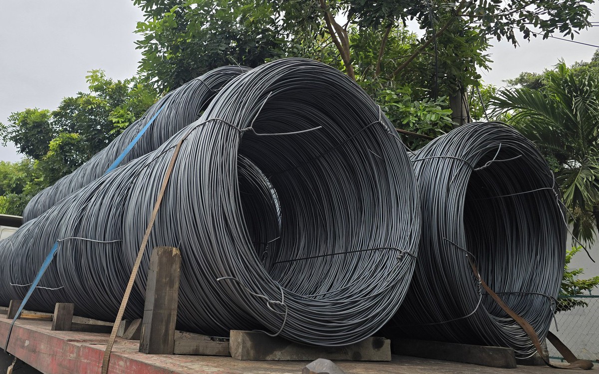 Giá thép liên tục tăng, nhà thầu 'căng mình' tính toán vì lợi nhuận mỏng