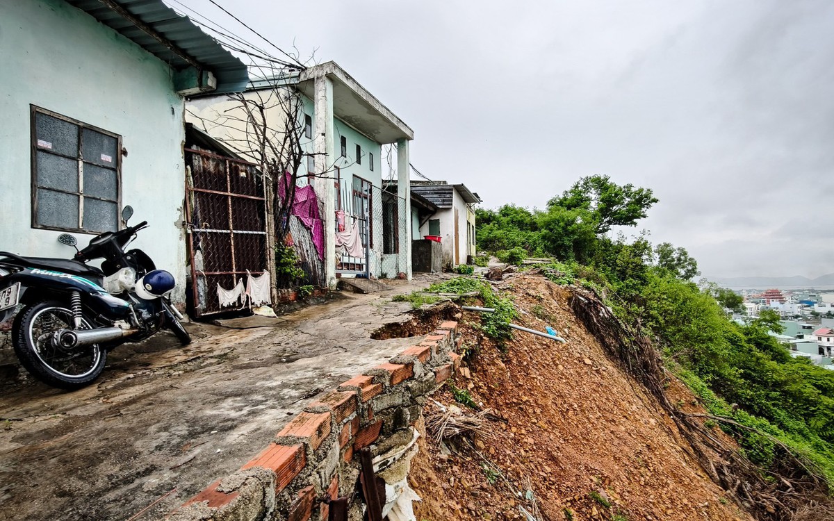 Lên phương án di dời dân vùng sạt lở dưới chân núi Một ở Gia Lai