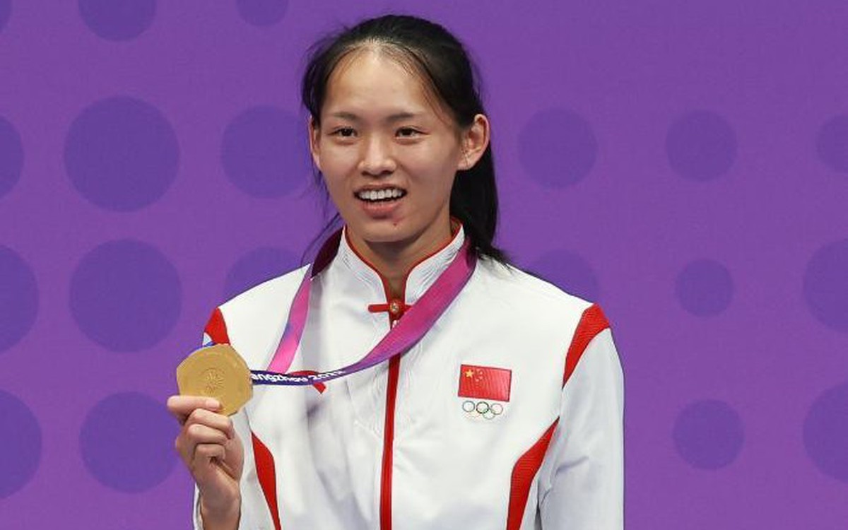 HCV Asiad 'hàng Nhật' của võ sĩ Trung Quốc vừa nhận đã trầy xước nặng