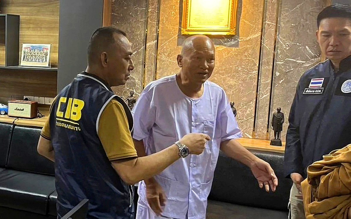Thái Lan kết án cựu nhà sư 742 năm tù vì tham ô tiền công đức