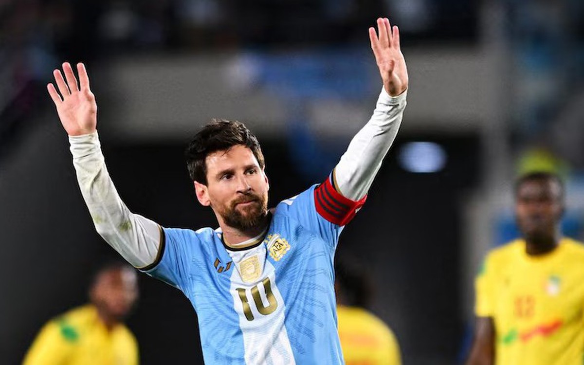 Messi cảm ơn vì được làm người Argentina: 'Tôi muốn ở lại mãi mãi nhưng đã đến lúc chia tay!'