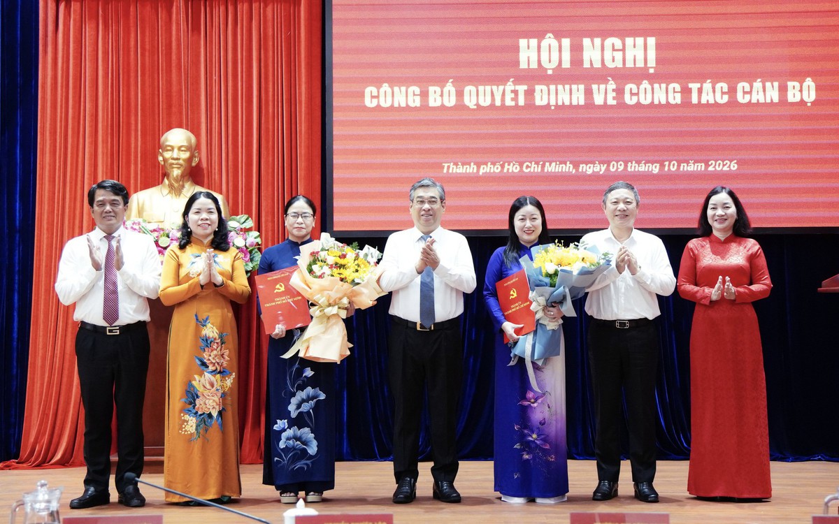 Thành ủy TP.HCM điều động, chỉ định 2 Phó bí thư chuyên trách Đảng ủy Mặt trận Tổ quốc, các đoàn thể
