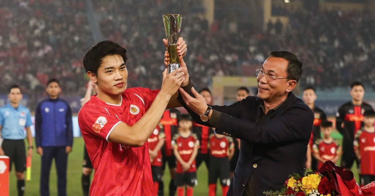 Đình Bắc bị tước bàn thắng trong ngày nhận cúp Vua phá lưới U23 châu Á