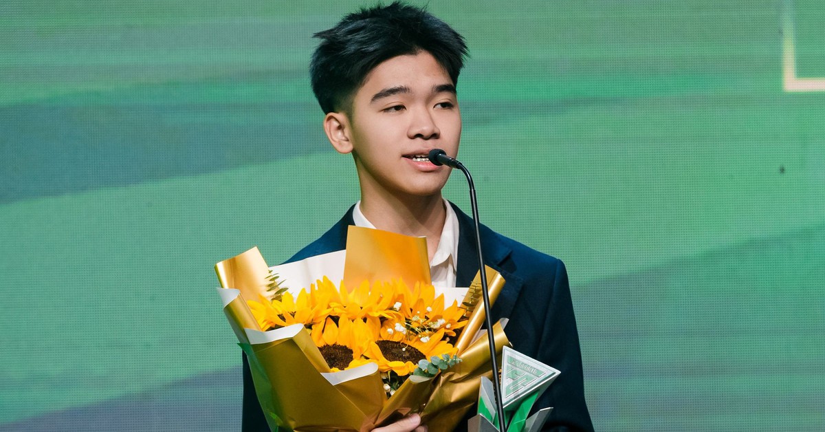 Lê Hà Anh Tuấn giành cú đúp danh hiệu Esports 2025