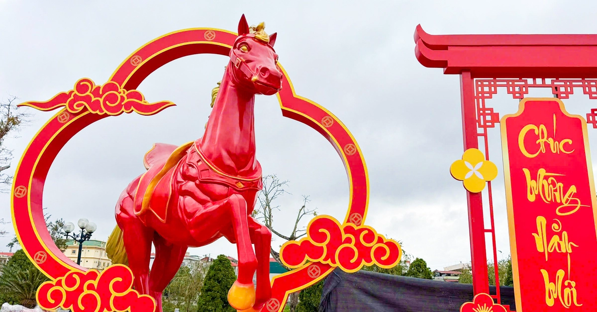 Ngựa vàng - ngựa đỏ xứ Lạng tung vó giữa trời xuân