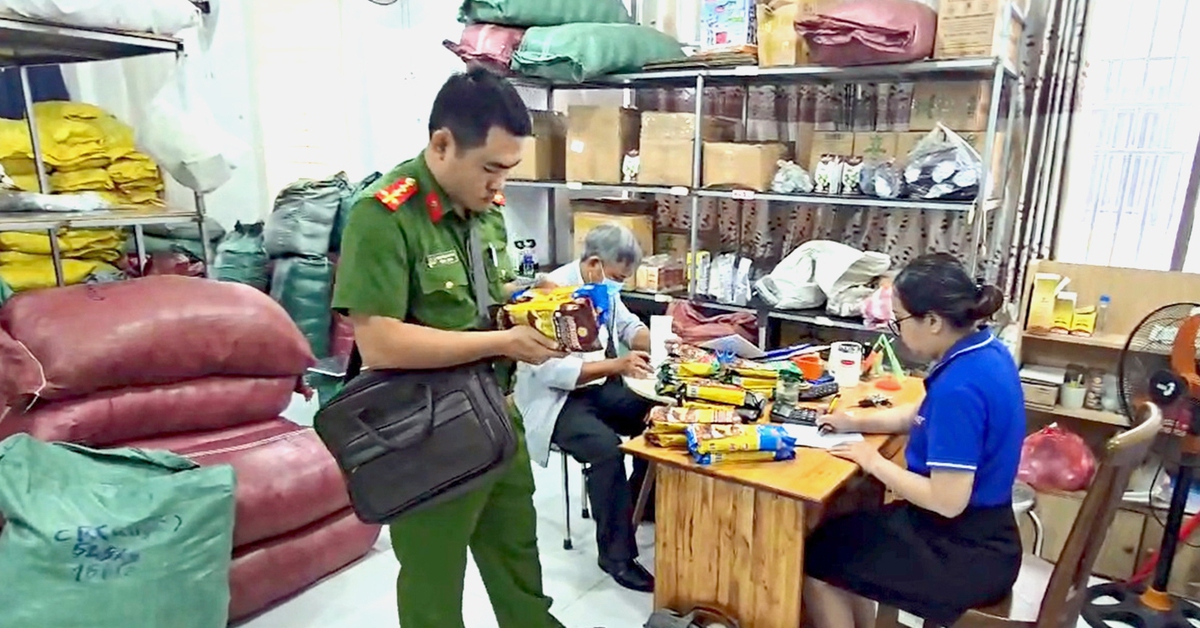 Liên tiếp phát hiện các vụ sản xuất, buôn bán thực phẩm giả dịp cận Tết