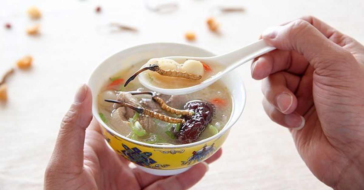 Chuyên gia dinh dưỡng nói về ‘thần dược’ làm quà Tết đang được ưa chuộng