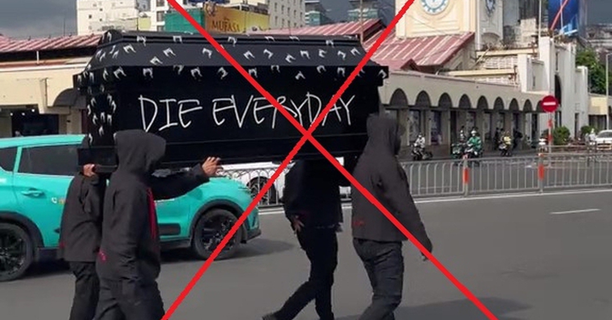 Người khởi xướng 'khiêng quan tài diễu phố' để quảng cáo quần áo nhận án 2 năm 9 tháng tù