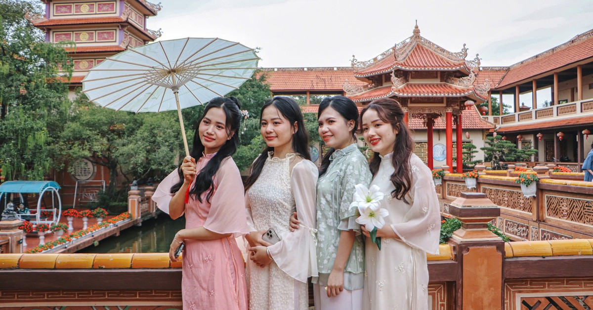 Những địa điểm chụp ảnh áo dài đẹp ở Đà Nẵng dịp Tết 2026