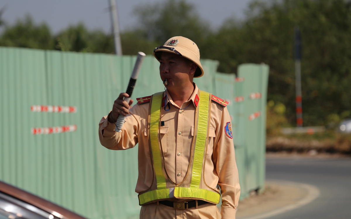 Cấm xe đường Trương Định 11 ngày tổ chức Hội Hoa Xuân TP.HCM