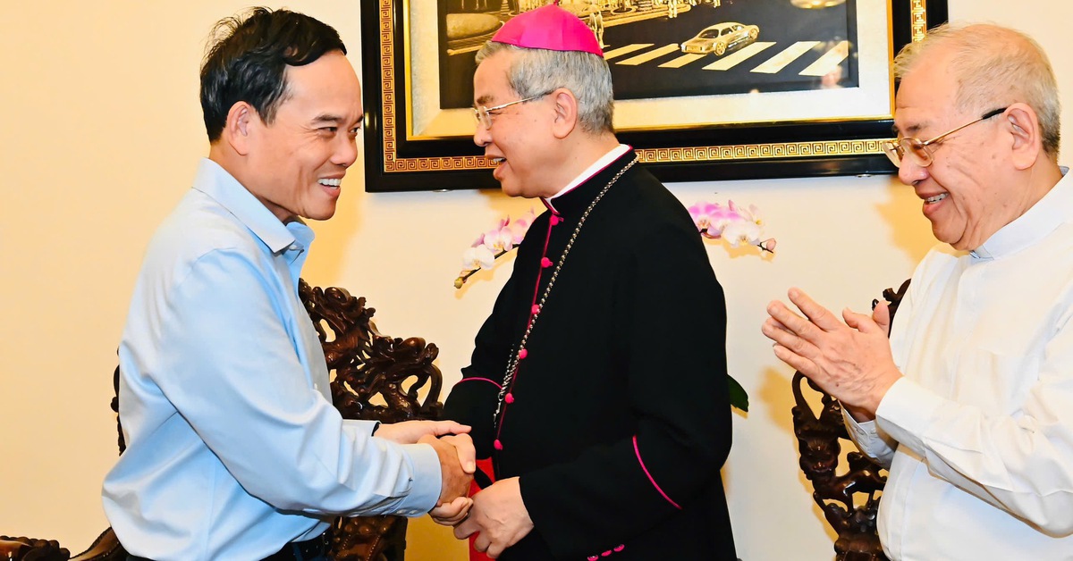 Bí thư Thành ủy TP.HCM Trần Lưu Quang thăm, chúc Tết chức sắc tiêu biểu các tôn giáo