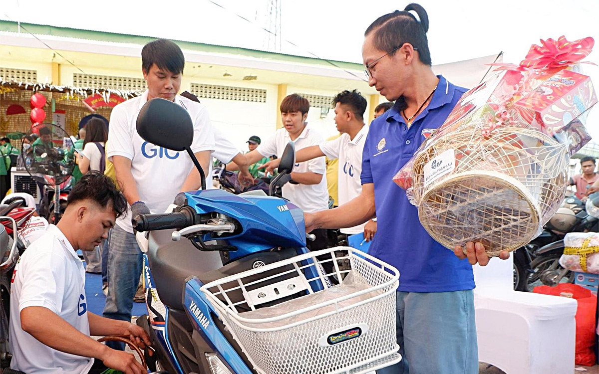 An toàn đường về quê ngày Tết