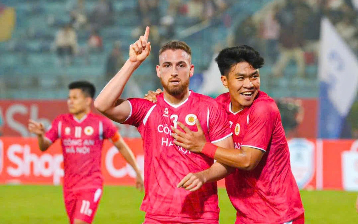 Trực tuyến Công An Hà Nội - Tampines Rovers (19h15): chiến thắng dễ cho CAHN?