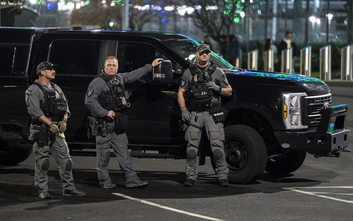 Xả súng trong khu dân cư ở Florida, nhiều người thiệt mạng