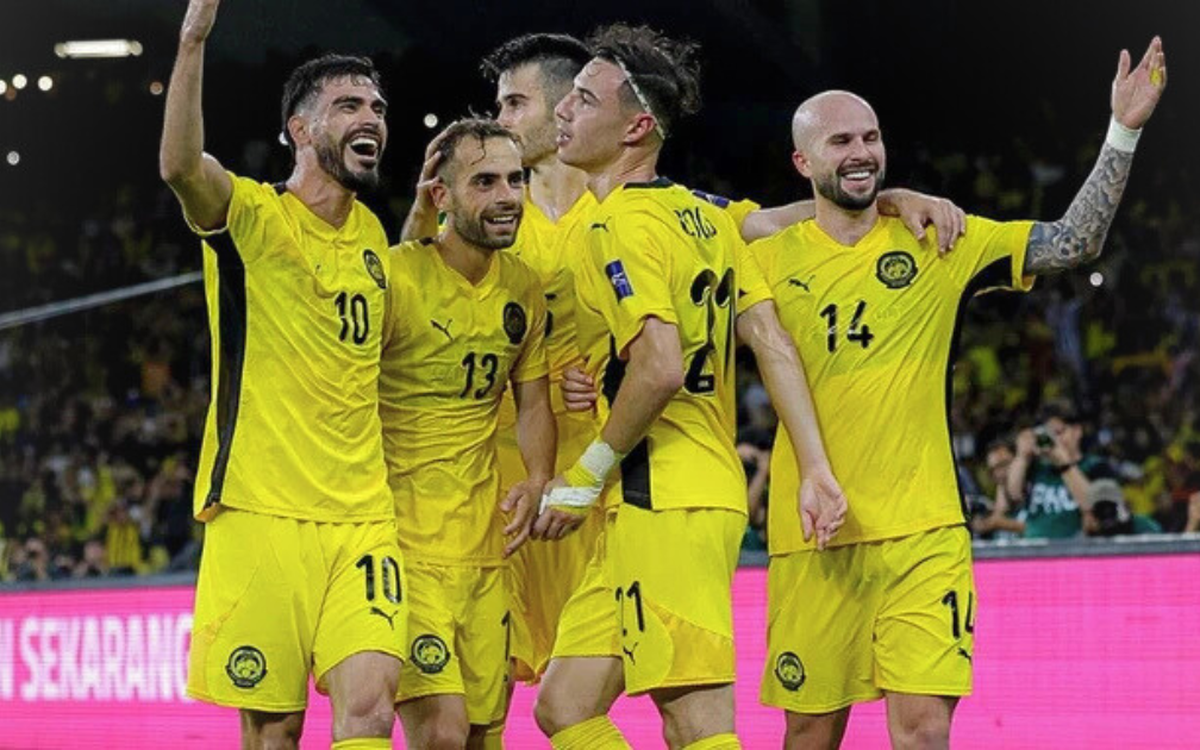 Bóng đá Malaysia liên tiếp nhận tin có lợi, có thể thoát án xử thua Việt Nam