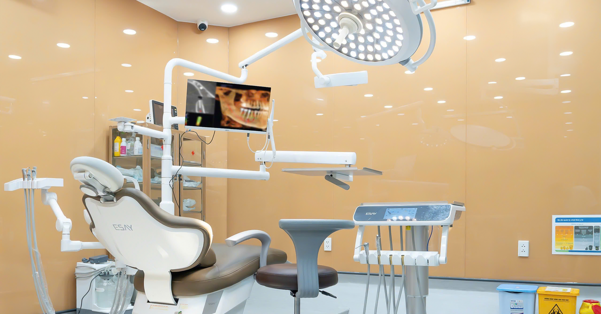 Nha khoa Phương Sen - Chuyên implant cho người lớn tuổi