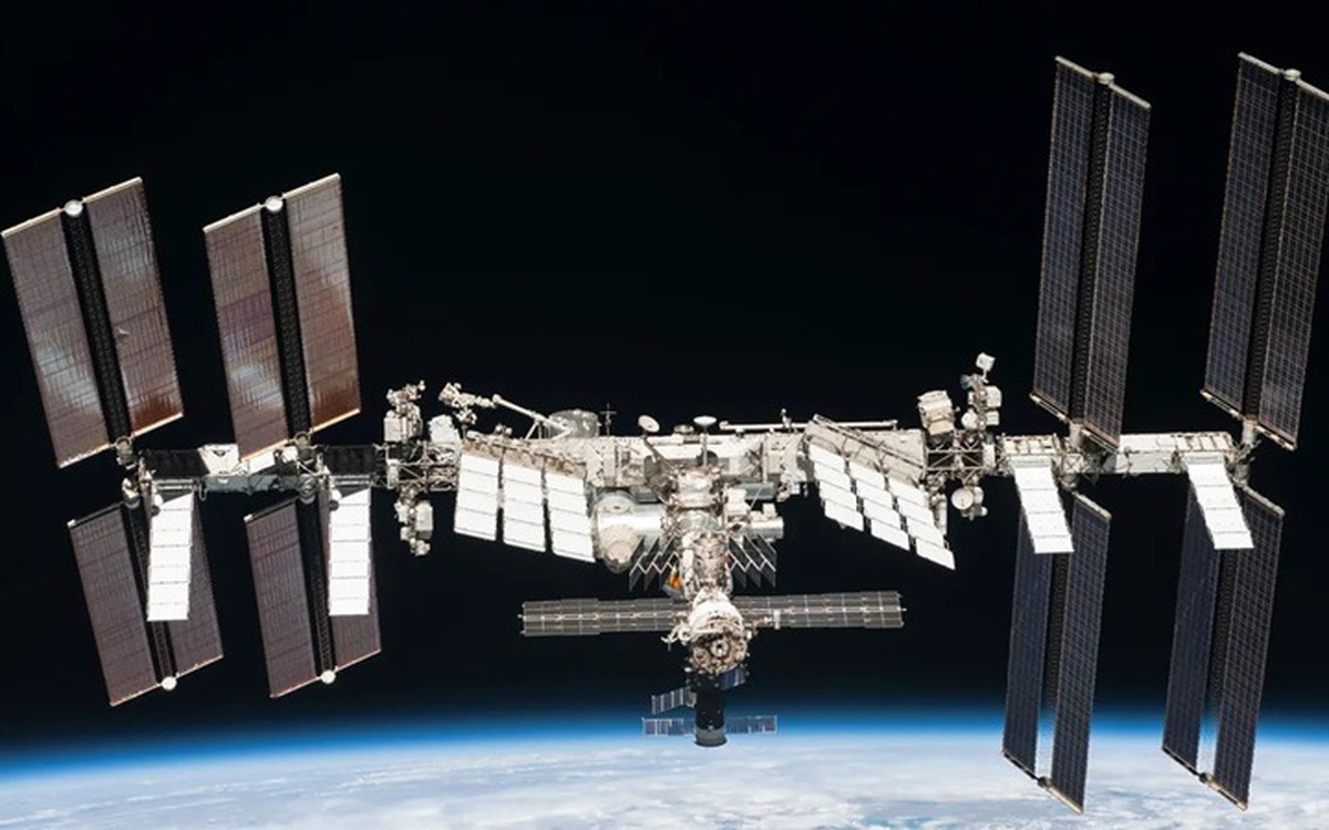 Mỹ yêu cầu NASA tính cách 'cứu' ISS, giữ làm trạm nghiên cứu trong không gian