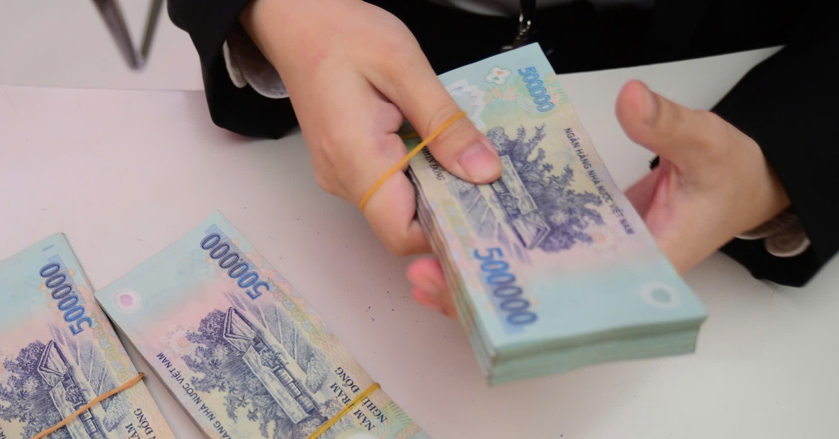 Đọc nhanh 11-2: Lãi suất qua đêm 9%, ‘vua’ lợi nhuận nhà băng có thể đổi chủ