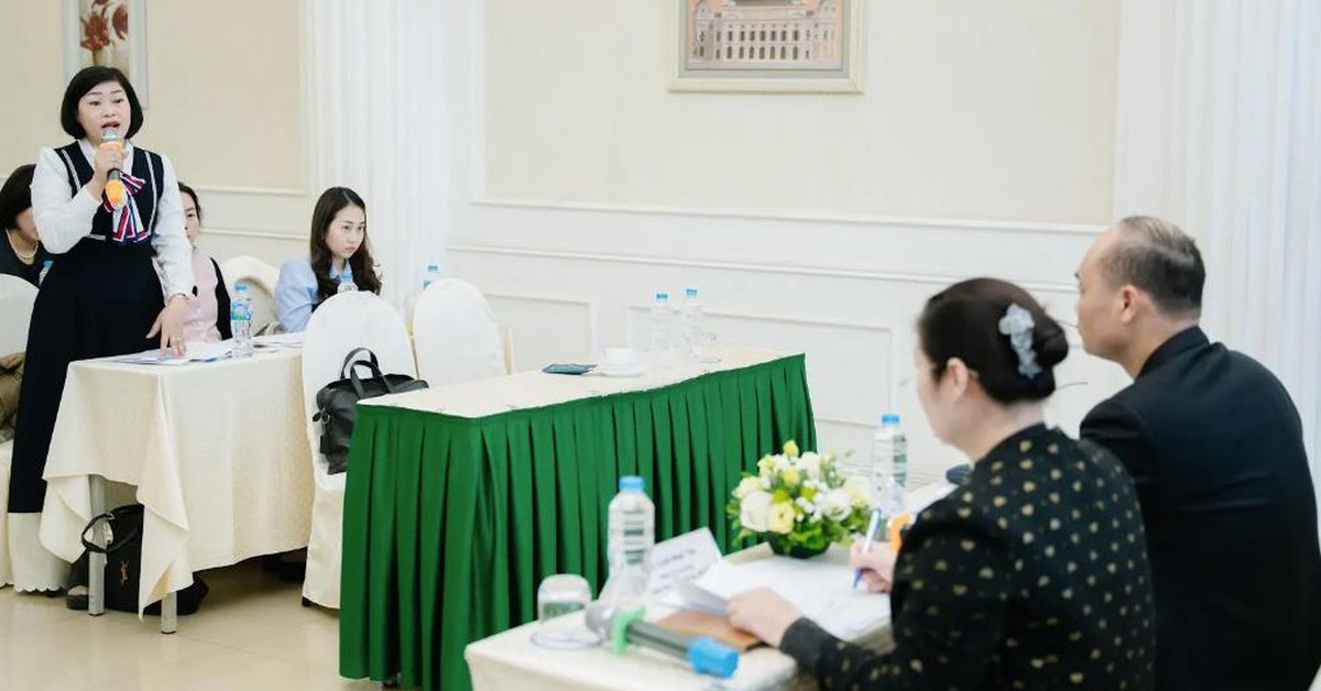 Tọa đàm xây dựng tài liệu giáo dục an toàn giao thông trong trường học