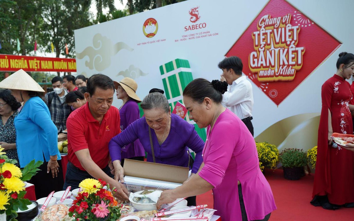 Cùng đón Tết sớm qua chiến dịch của Sabeco