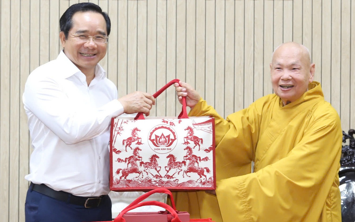 Chủ tịch UBND TP.HCM Nguyễn Văn Được chúc Tết lãnh đạo Giáo hội Phật giáo Việt Nam