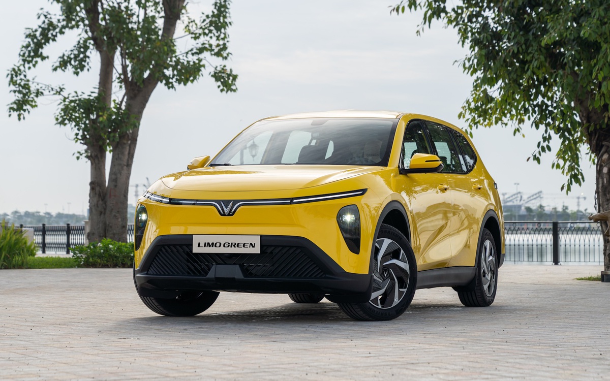 VinFast bàn giao hơn 16.000 ô tô điện trong tháng đầu năm 2026