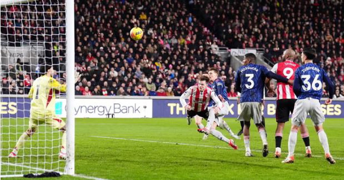 Bị Brentford cầm chân, Arsenal bỏ lỡ cơ hội gia tăng cách biệt với Man City