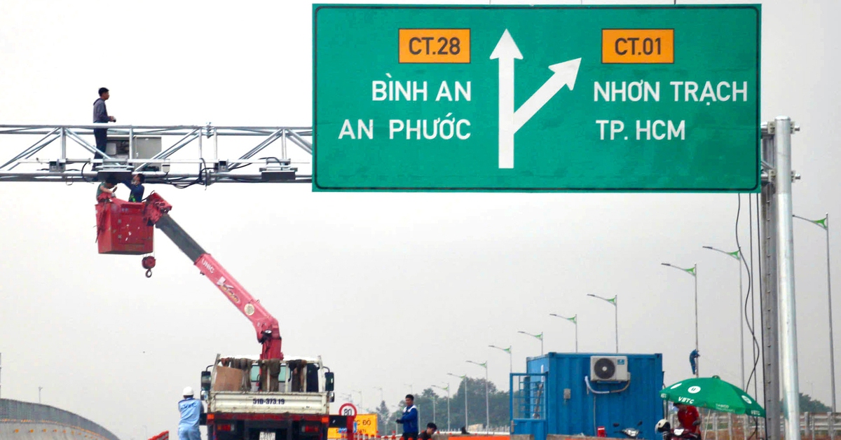 Cao tốc Biên Hòa - Vũng Tàu: Lắp đặt hệ thống thu phí điện tử không dừng chuẩn bị khai thác tạm