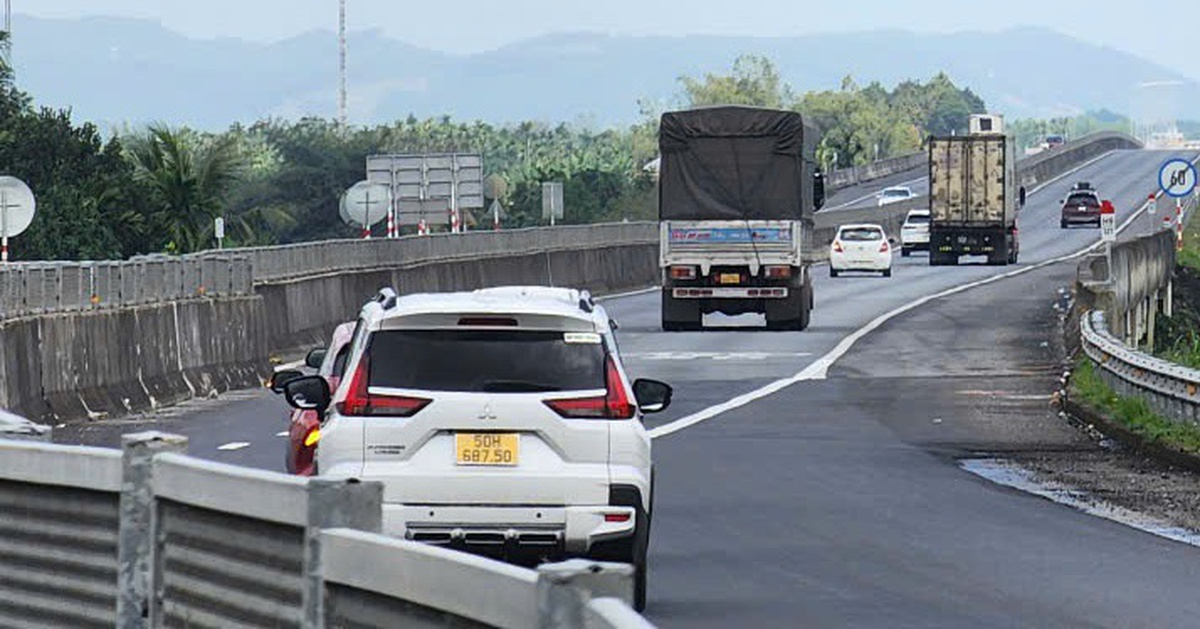 Tạm dừng thông xe cao tốc Quảng Ngãi - Hoài Nhơn dịp Tết Nguyên đán