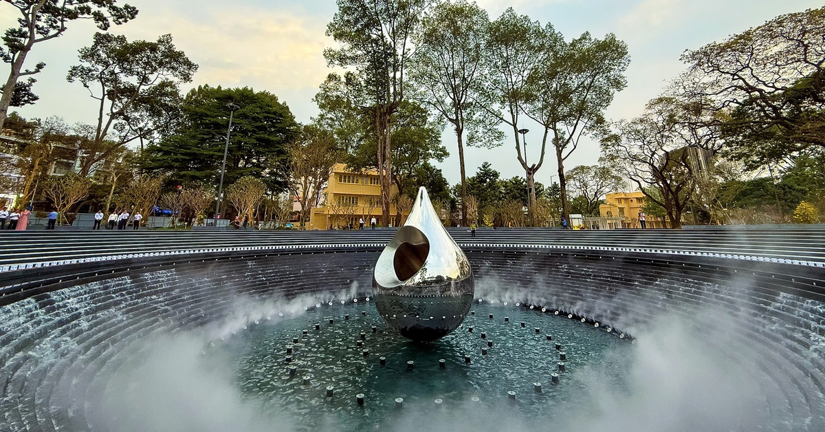 TP.HCM khánh thành công viên số 1 Lý Thái Tổ: Giọt nước mắt tan vào đất mẹ, tình người còn lưu mãi