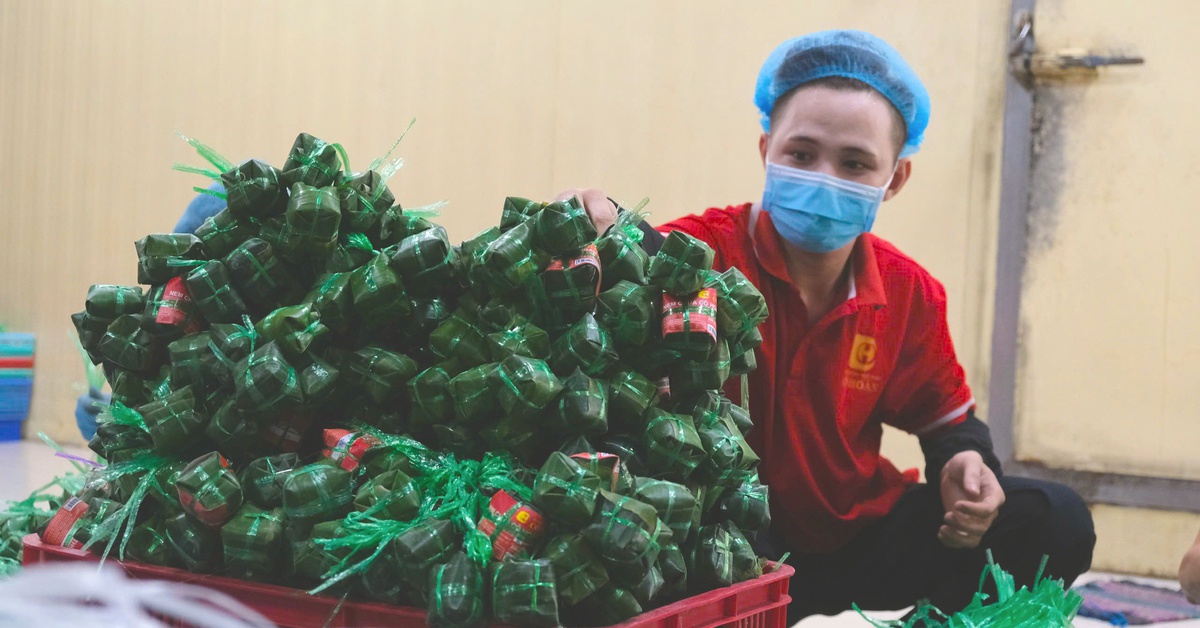 Tăng sản lượng nem Lai Vung gấp 3-4 lần để kịp hàng Tết