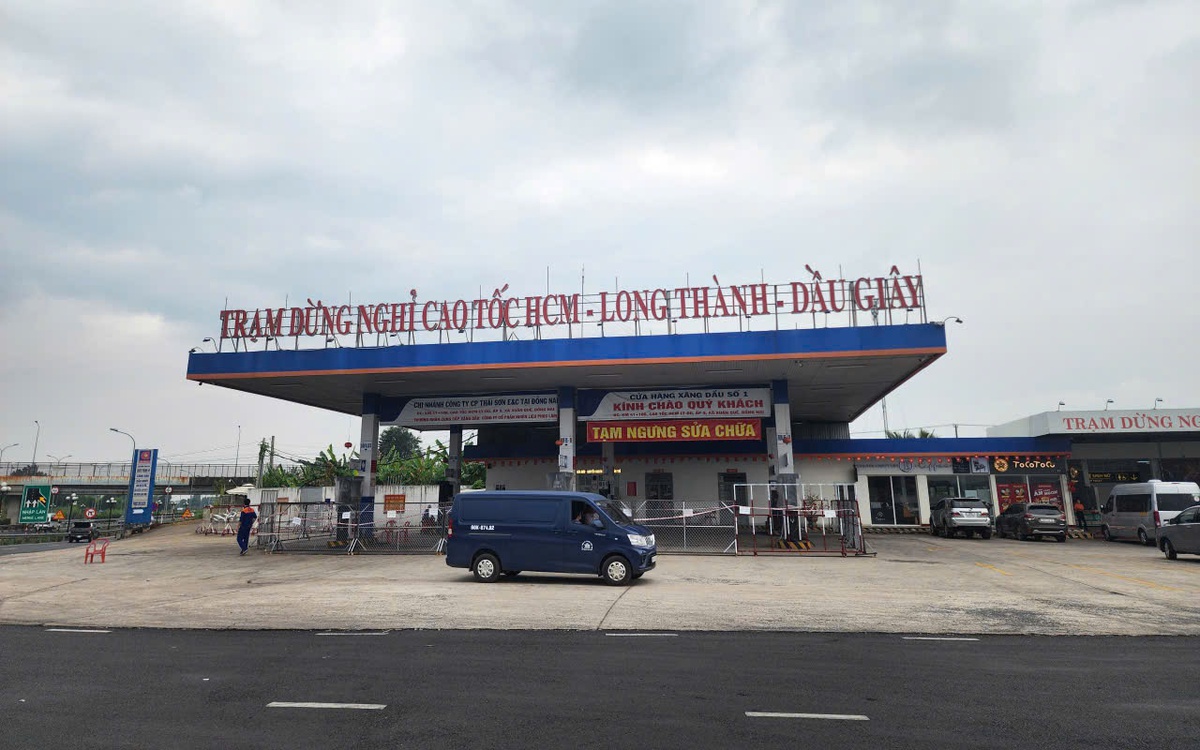 Đóng cửa cây xăng trên cao tốc, vì sao Bộ Công Thương không thể 'cấp phép' để mở lại?
